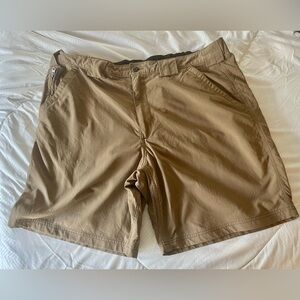 Duluth Trading Dry On The Fly Cargo Shorts Men’s 18W Gray Nylon Stretch